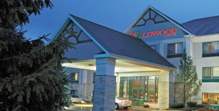 Wildwood Lodge Pewaukee Exteriör bild